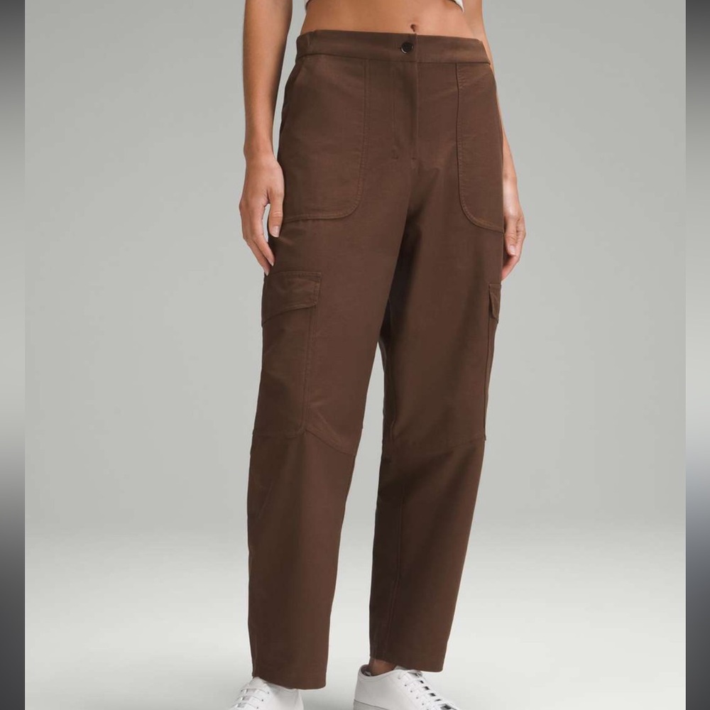 lululemon Light Utilitech Cargo HR Pant